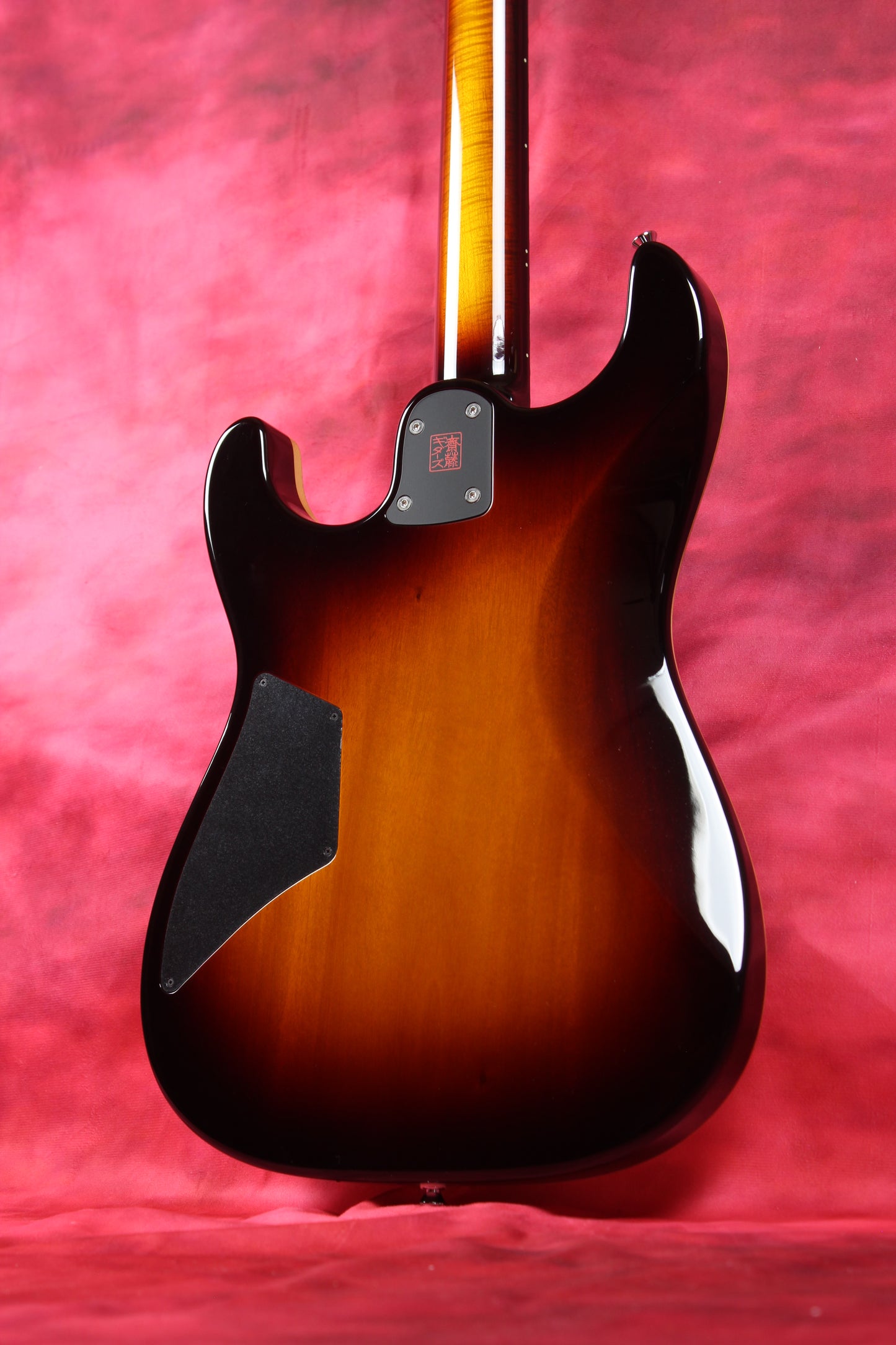 622BEYOND Dark Burst / Spruce Top / HH / #252939