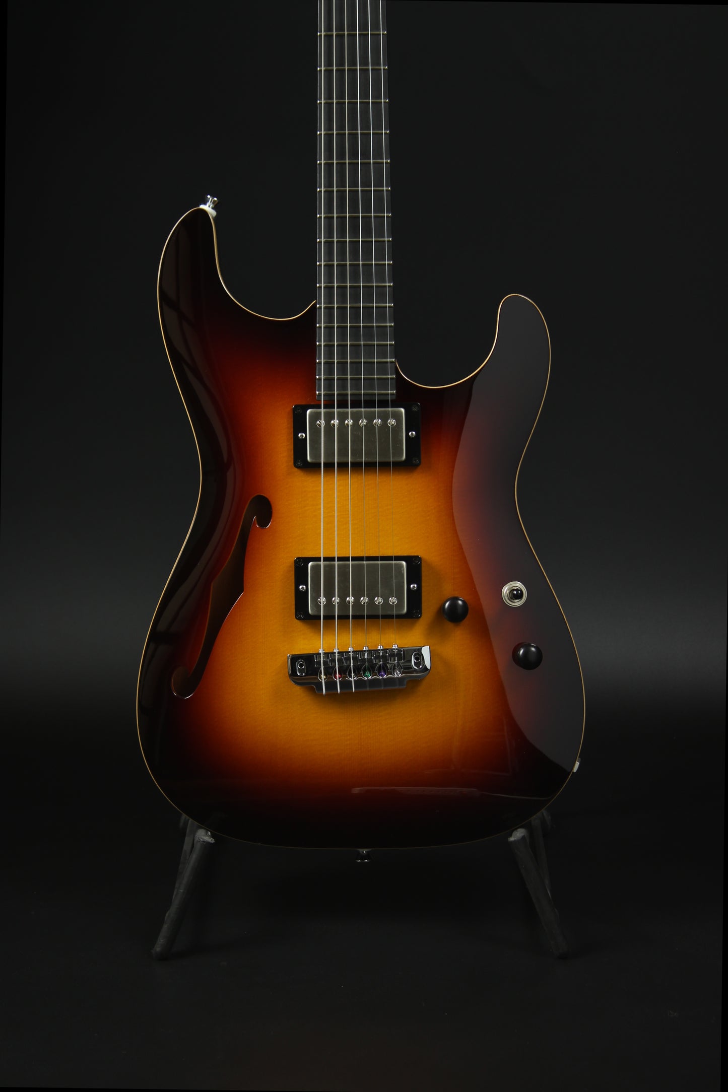 622BEYOND Dark Burst / Spruce Top / HH / #252939