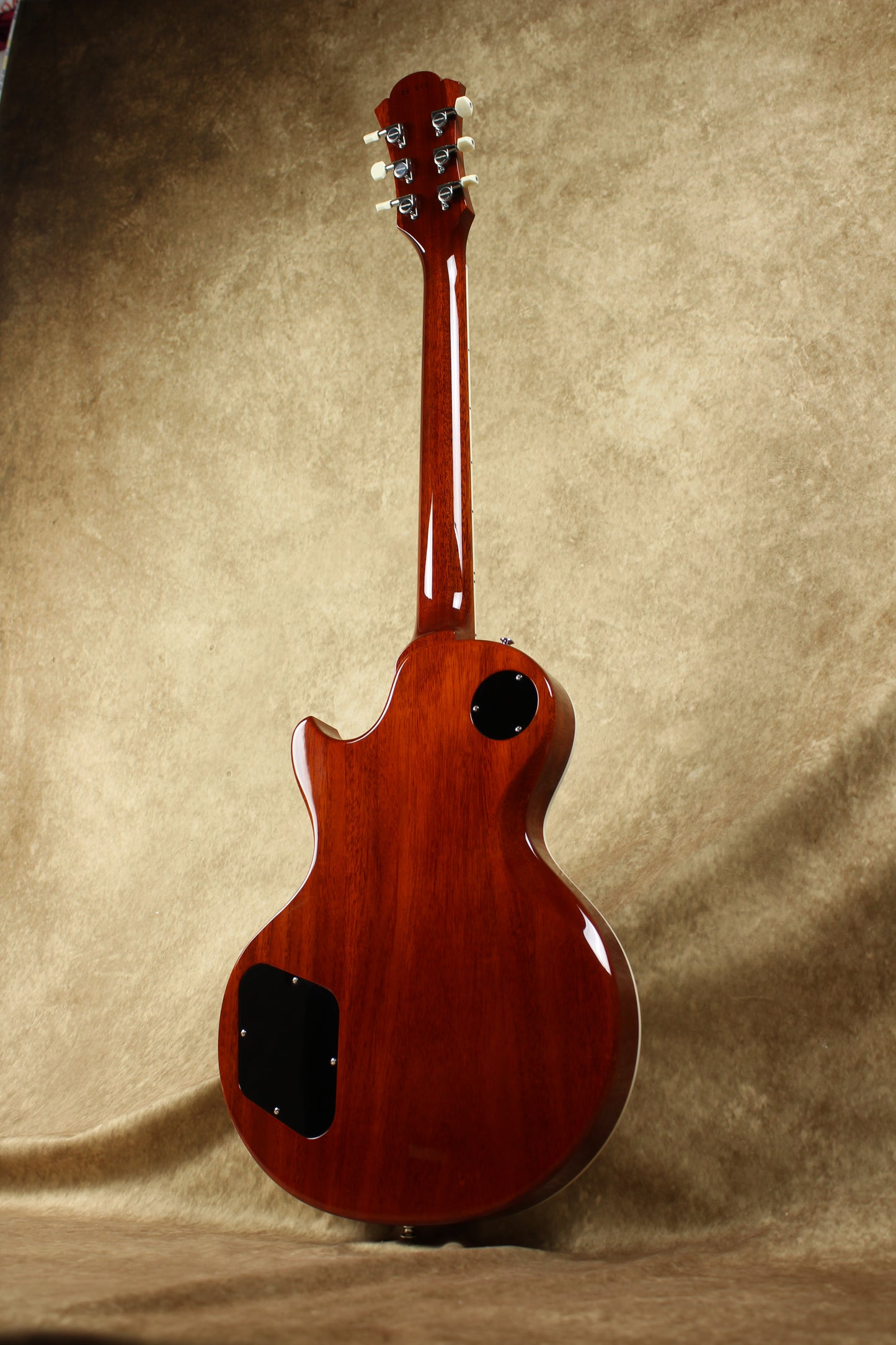 33BEYOND Green Burst / HH / #25 013