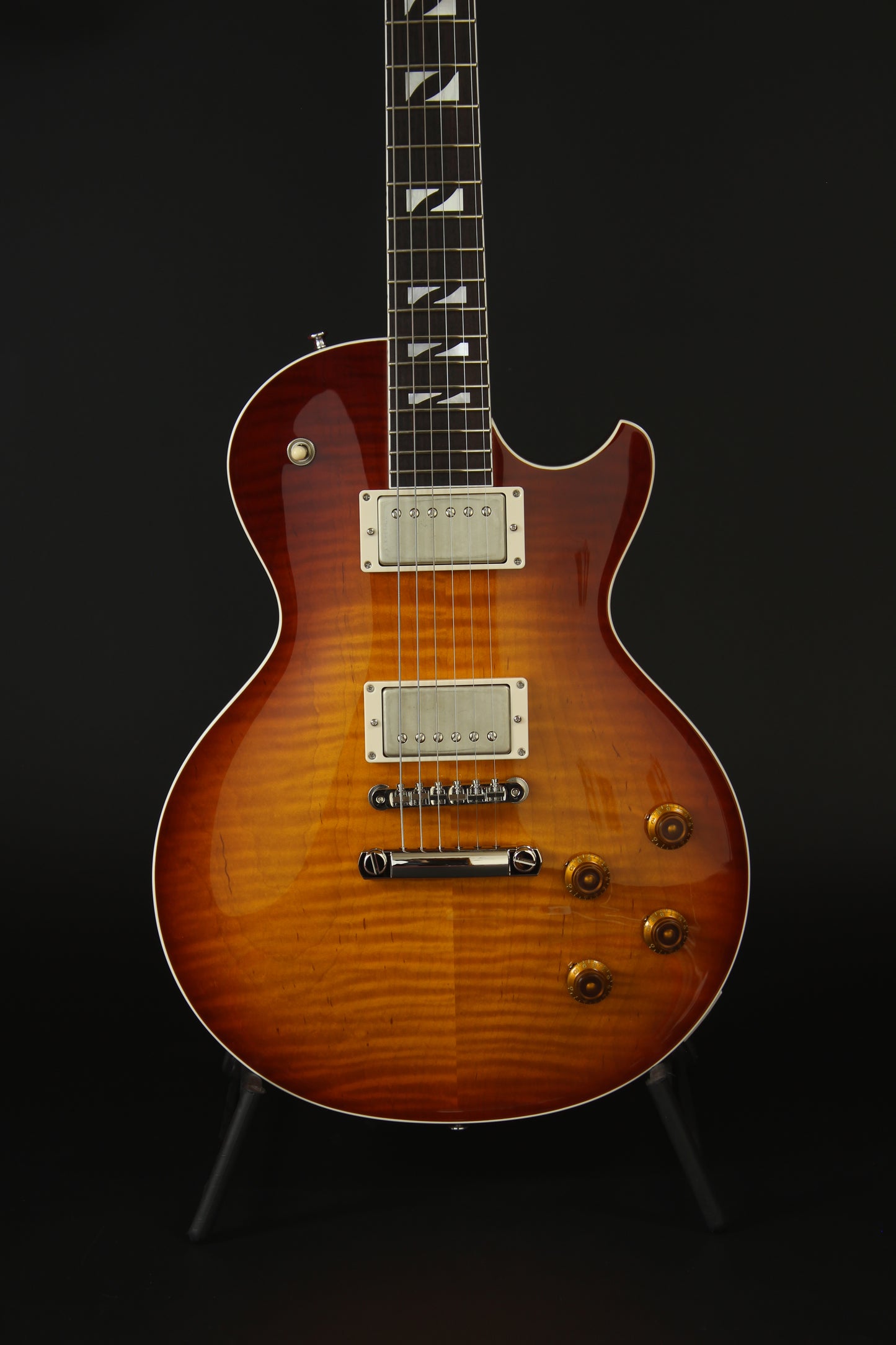33BEYOND Tea Burst / HH / #25 015