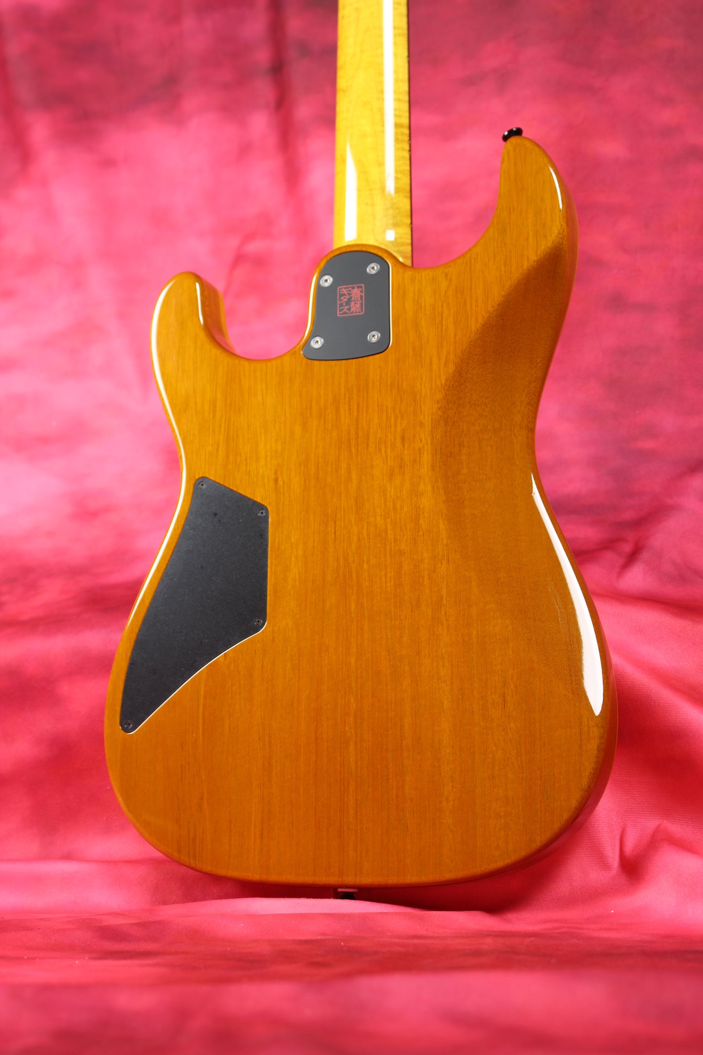 622BEYOND Vintage Natural / Spruce Top / HH / #242625