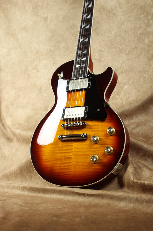 33BEYOND Dark Burst / HH / #25 017