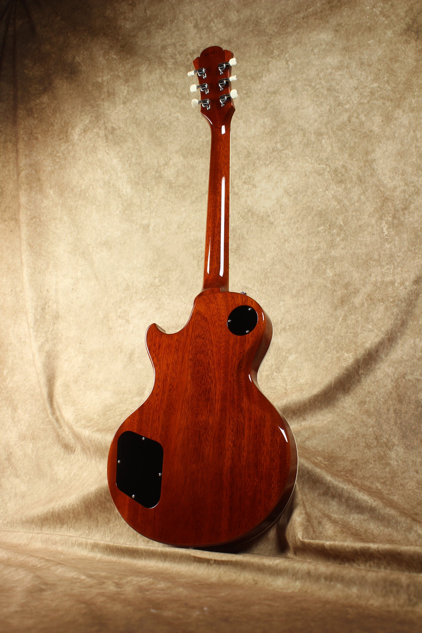 33BEYOND Green Burst / HH / #25 021