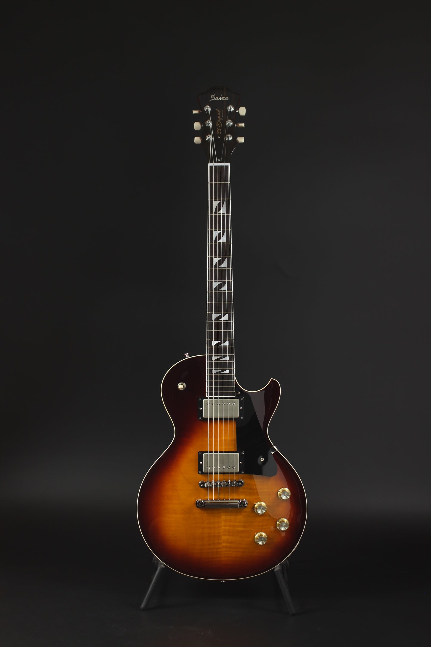 33BEYOND Dark Burst / HH / #25 017