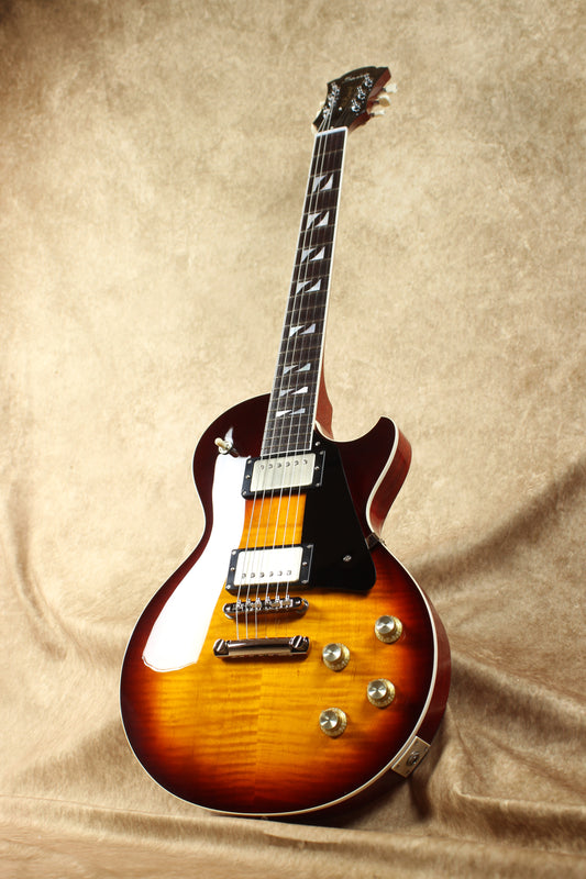 33BEYOND Dark Burst / HH / #25 017