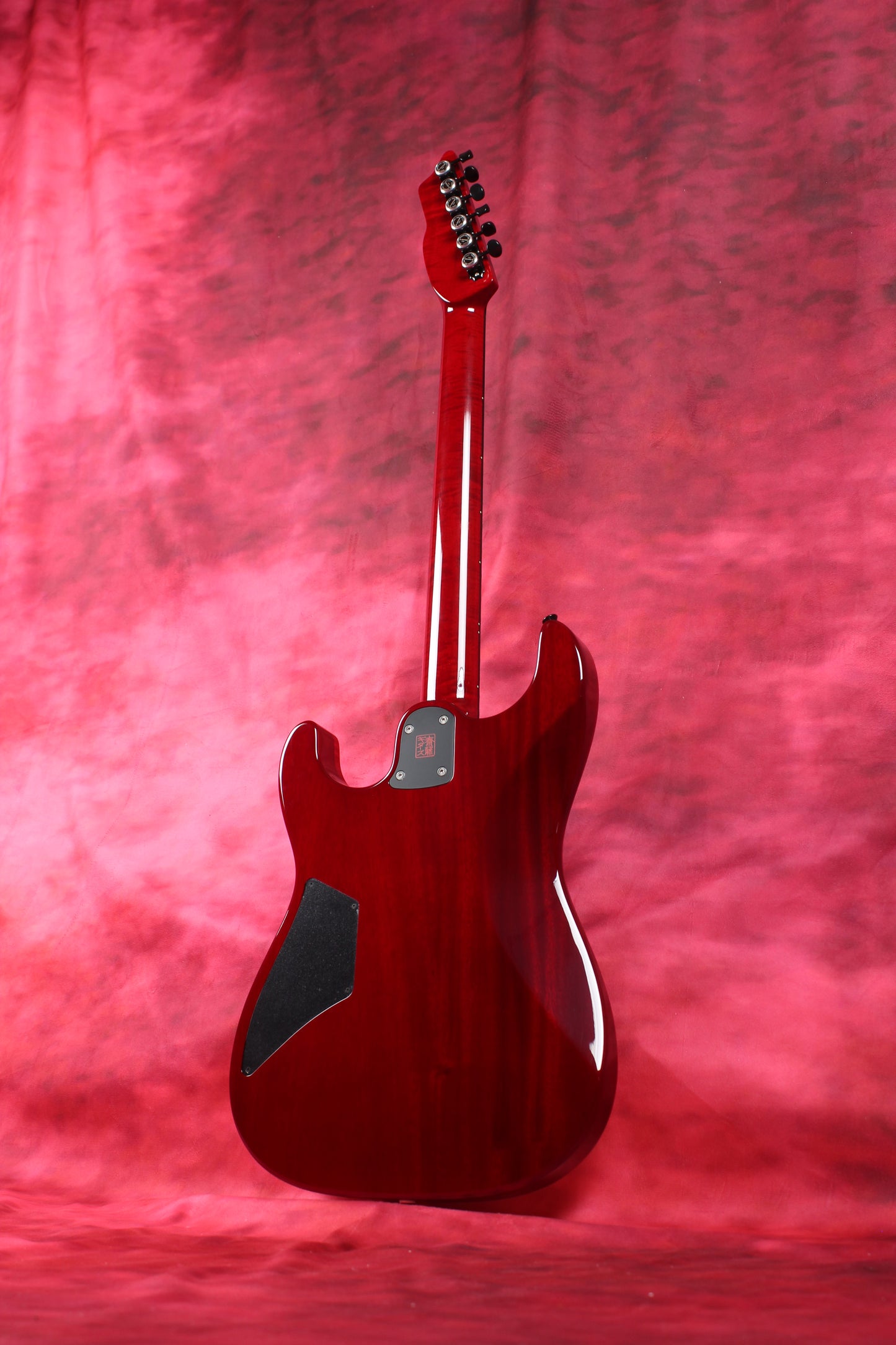 622BEYOND Trans Red / Maple Top / HH / #242894