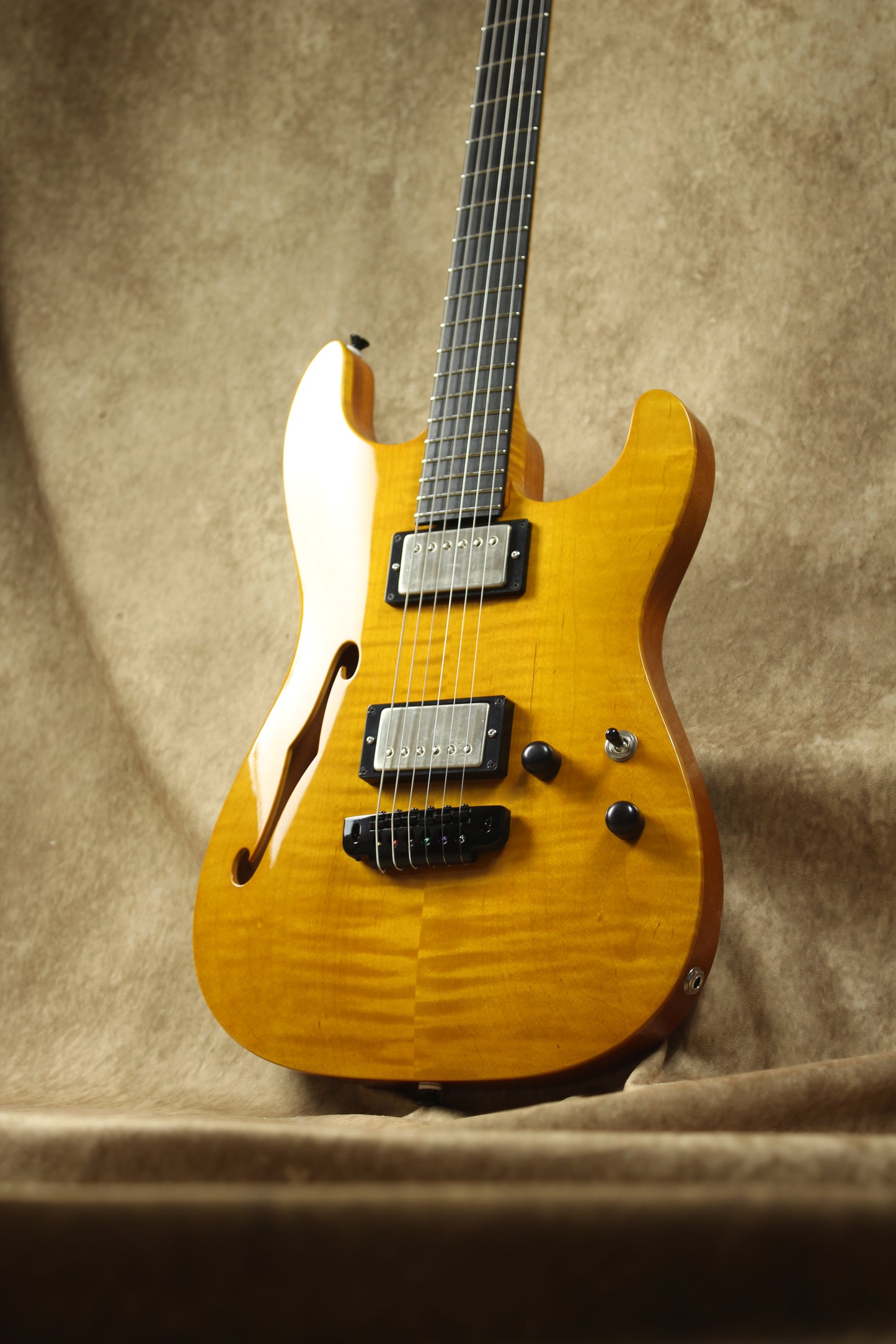 622BEYOND Vintage Natural / Maple Top / HH / #242931