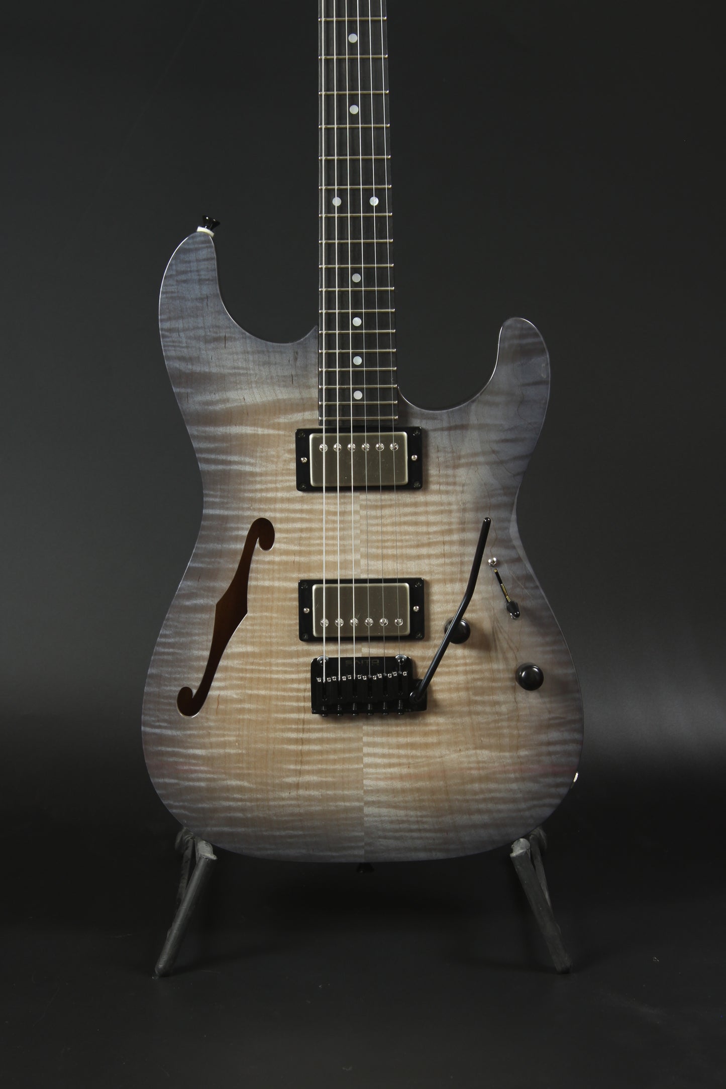 622BEYOND Trans Black / Tremolo / HH / #253361