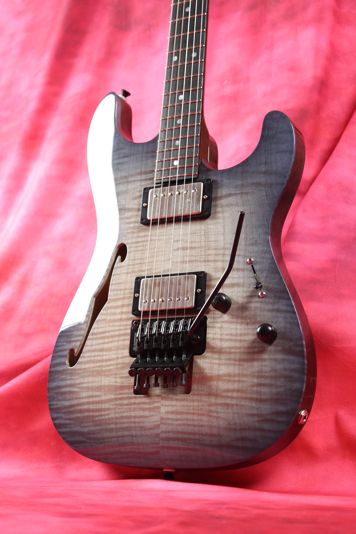 622BEYOND Trans Black / Lock Tremolo / HH / #263427