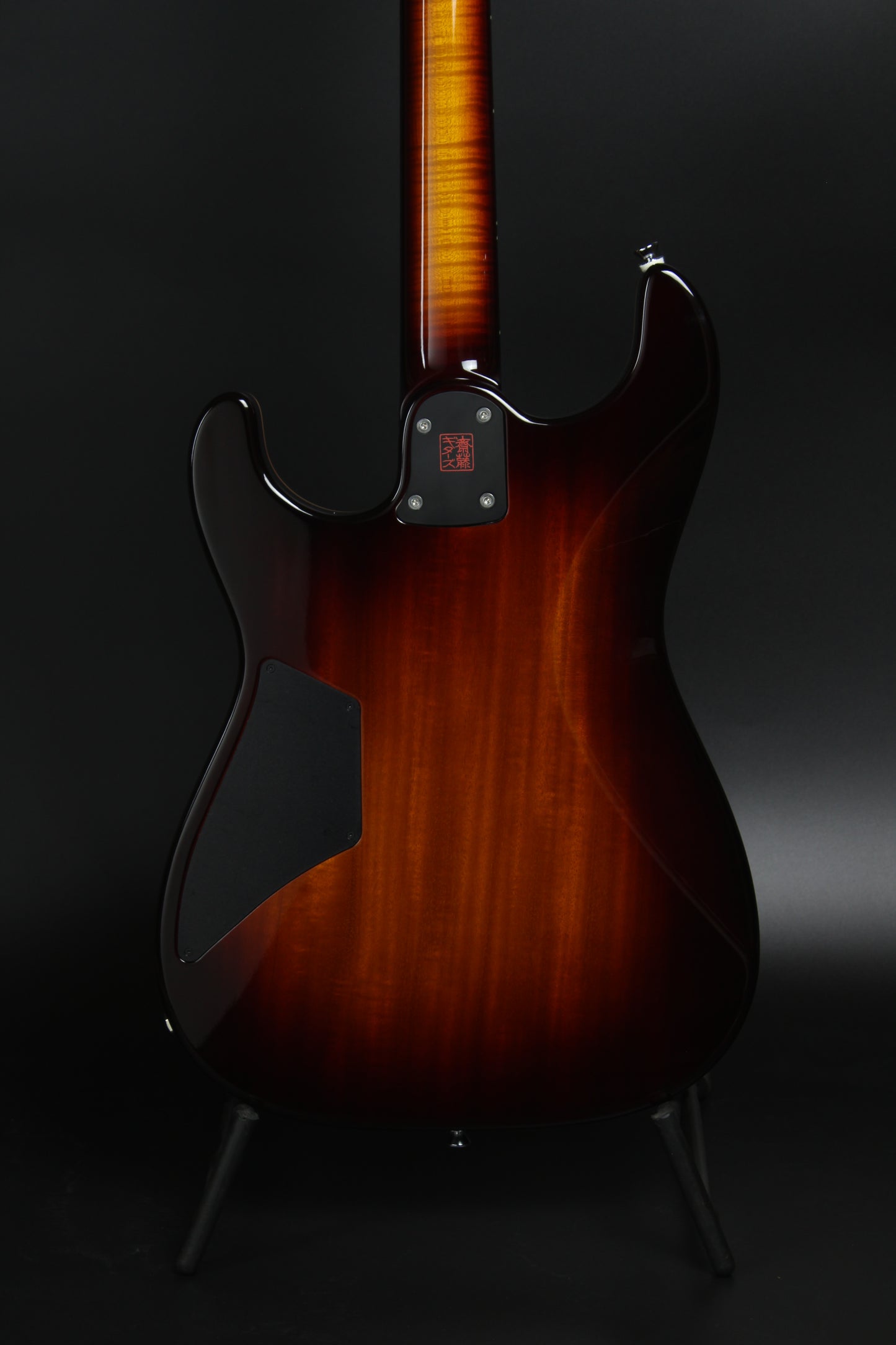 622BEYOND Dark Burst / Maple Top / HH / #242706