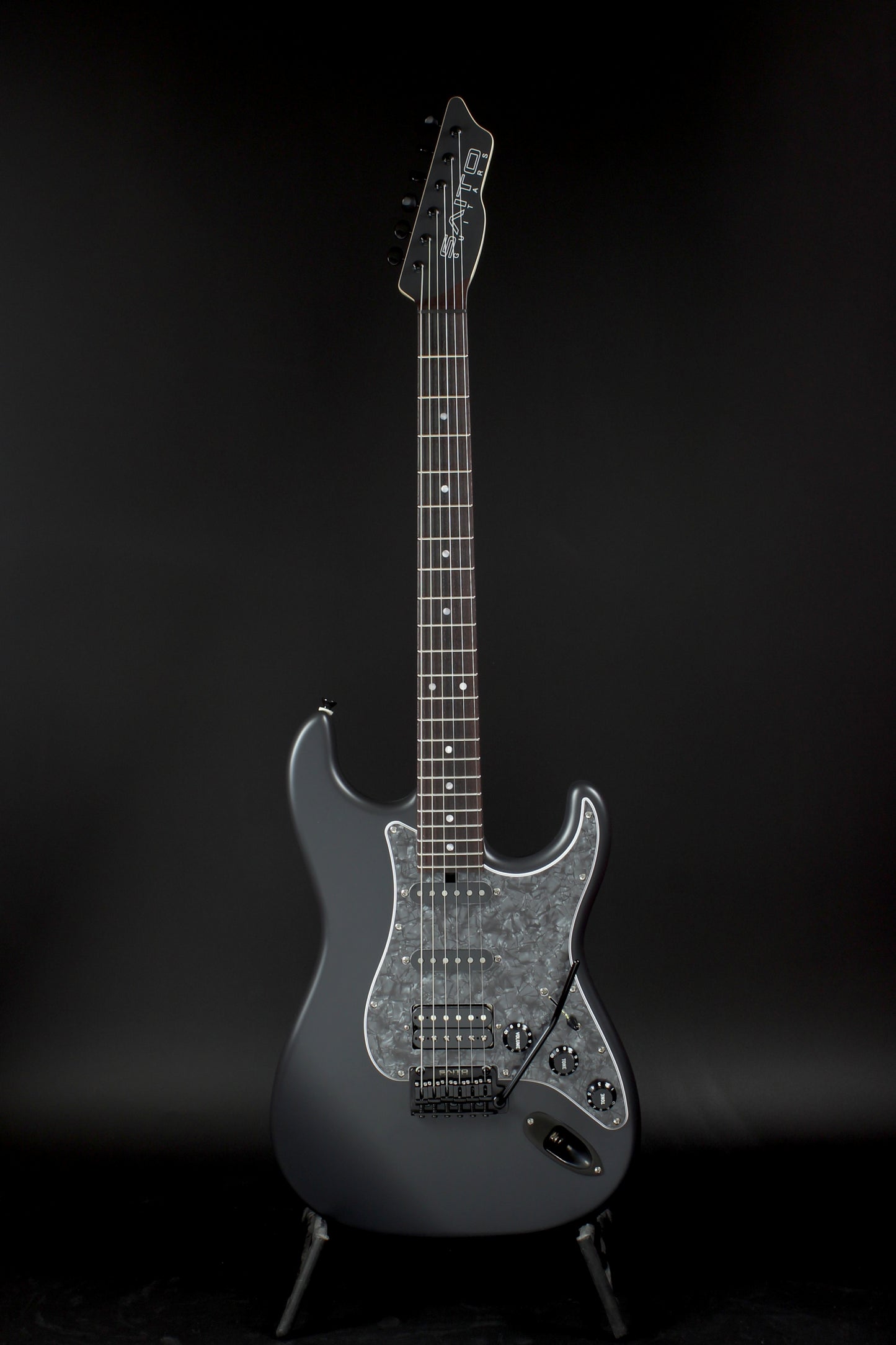 S-622CS Gray Black / Alder-Rose / SSH / Matching Head Black Pearloid Guard