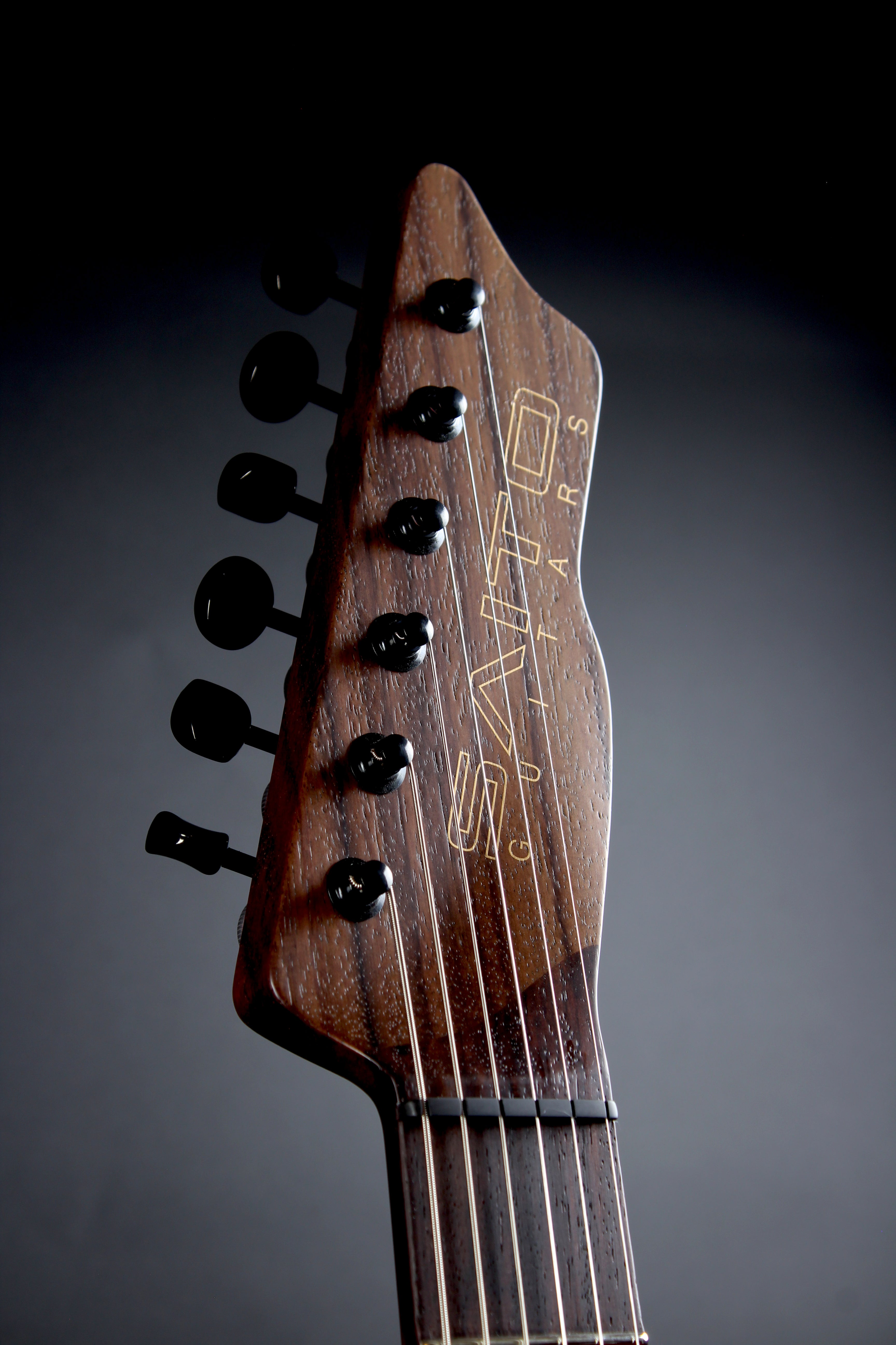 S-622CS Vintage Natural / Bubble Gum Wood-Rose Neck / SSH / Black
