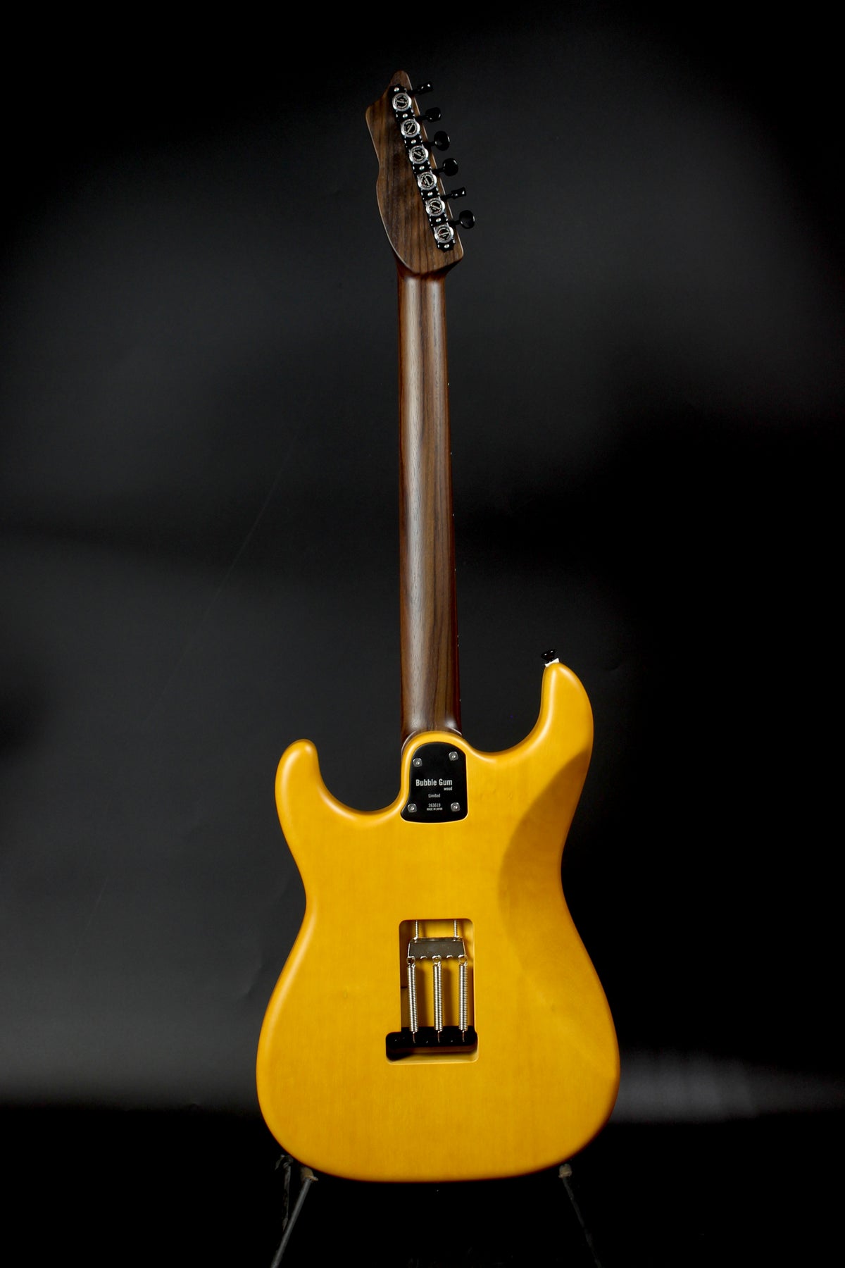 S-622CS Vintage Natural / Bubble Gum Wood-Rose Neck